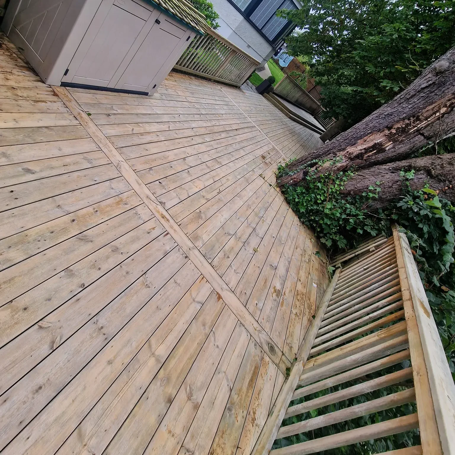 Decking-Cleaning-Angus-4